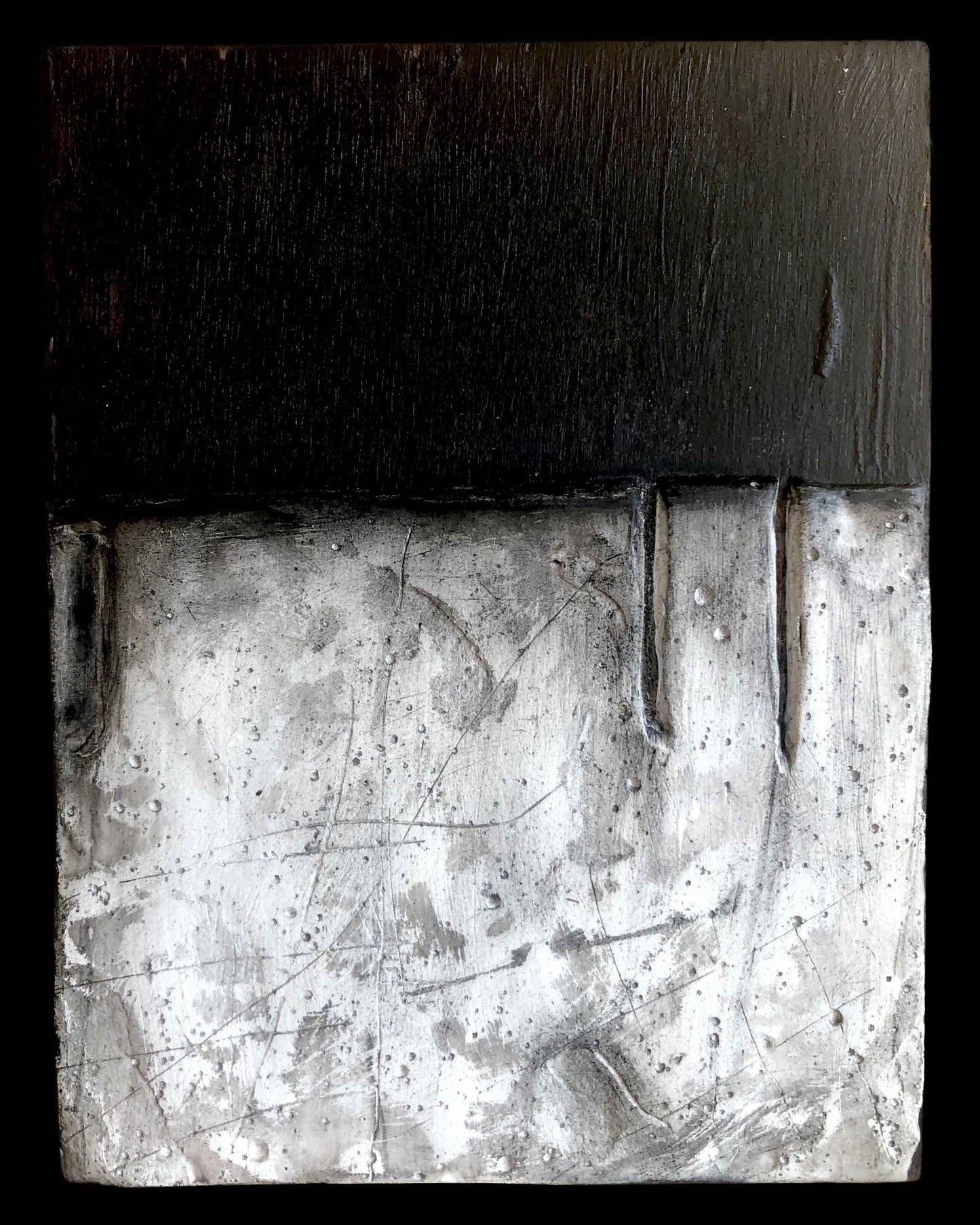 Tablina yeso y ceniza nº5 arte matérico con lienzo, ceniza, yeso y piedra pómez sobre madera - Xabier Liz
