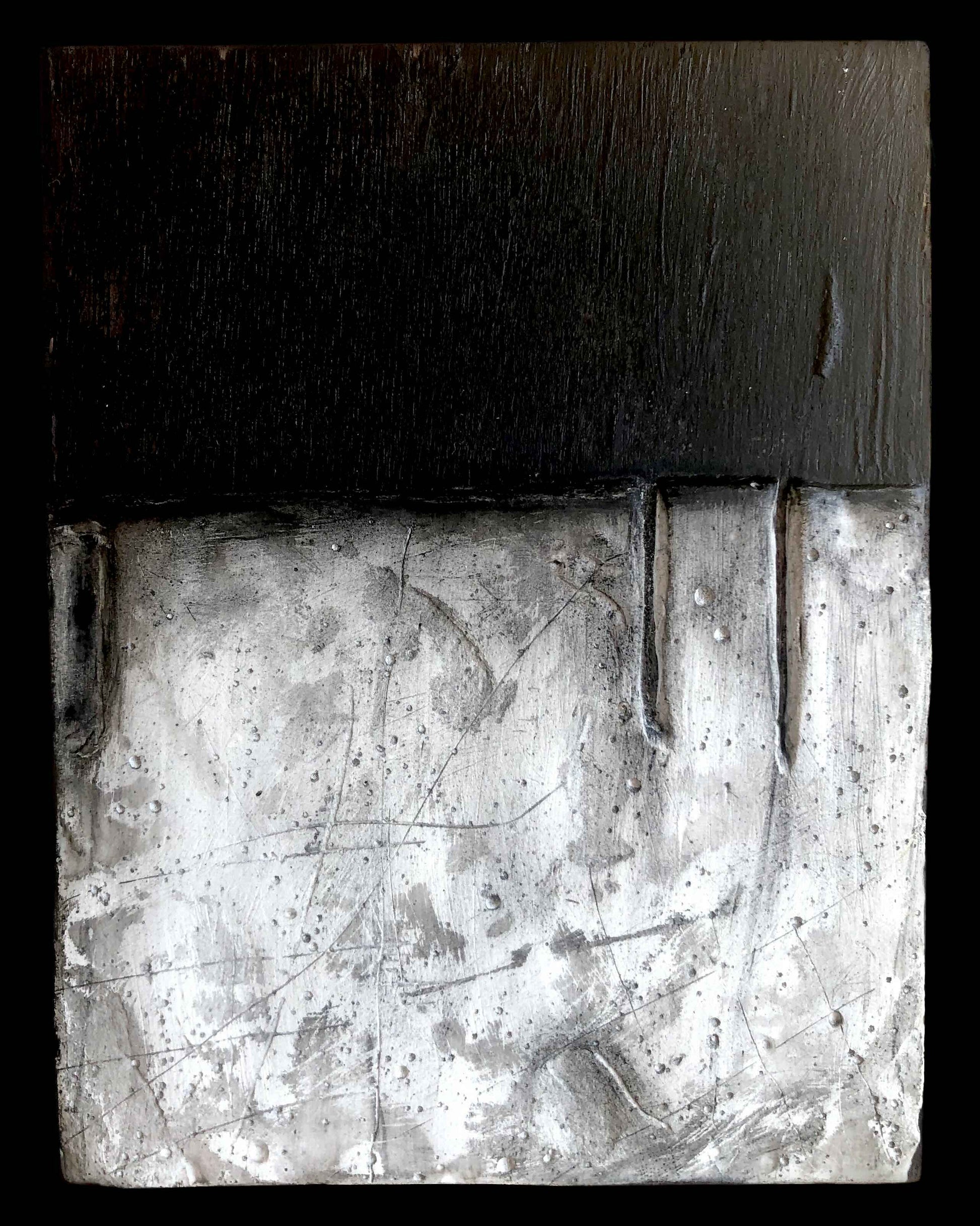 Tablina yeso y ceniza nº5 arte matérico con lienzo, ceniza, yeso y piedra pómez sobre madera - Xabier Liz
